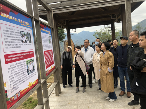 检察林参观现场_副本.jpg