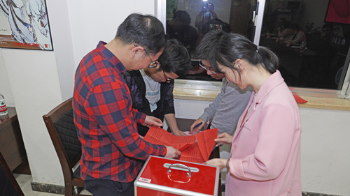 投票现场_副本农工党.jpg