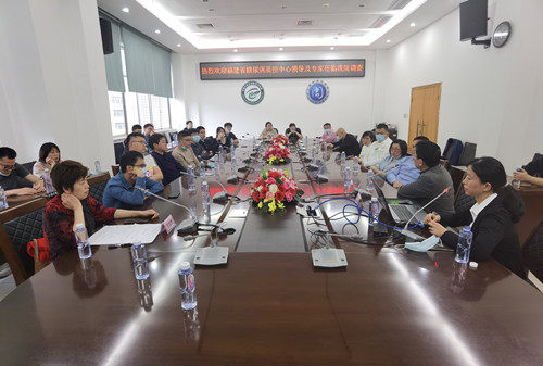 座谈会现场_副本.jpg