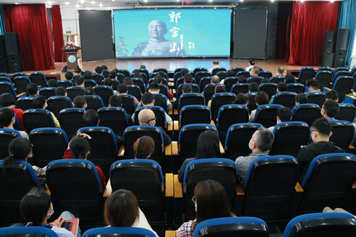 观影现场_副本.jpg
