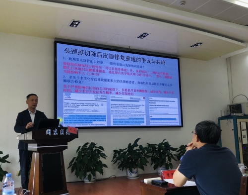 何悦1.jpg