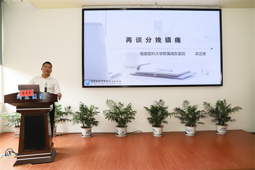 梁亚贵.jpg